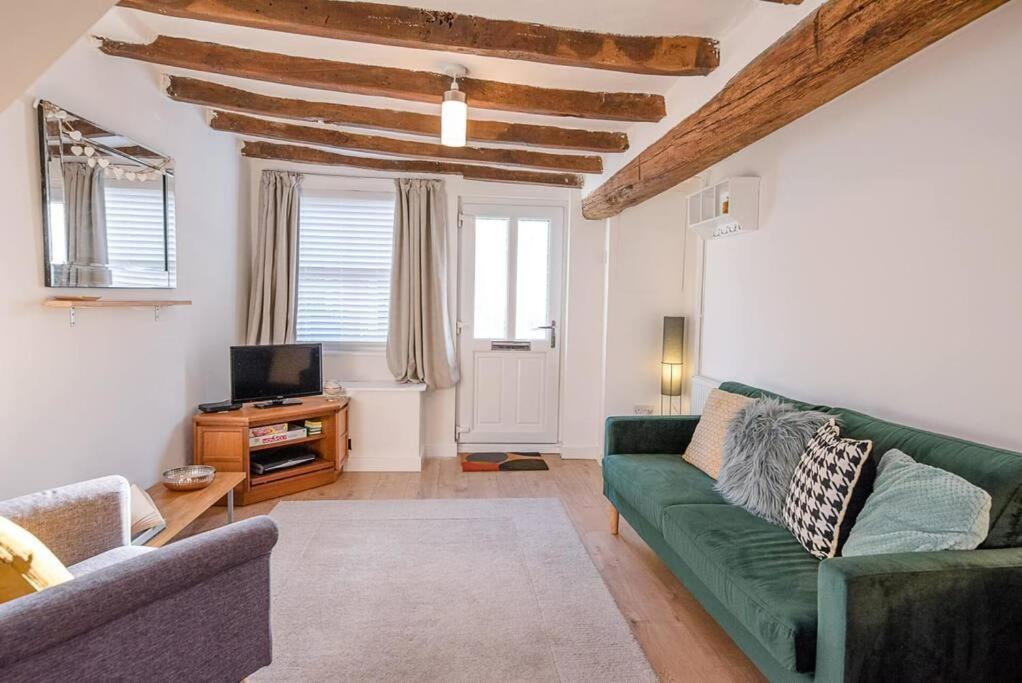 Button Cottage, Wickham Market Eksteriør billede